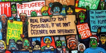 Refugees welcome street art