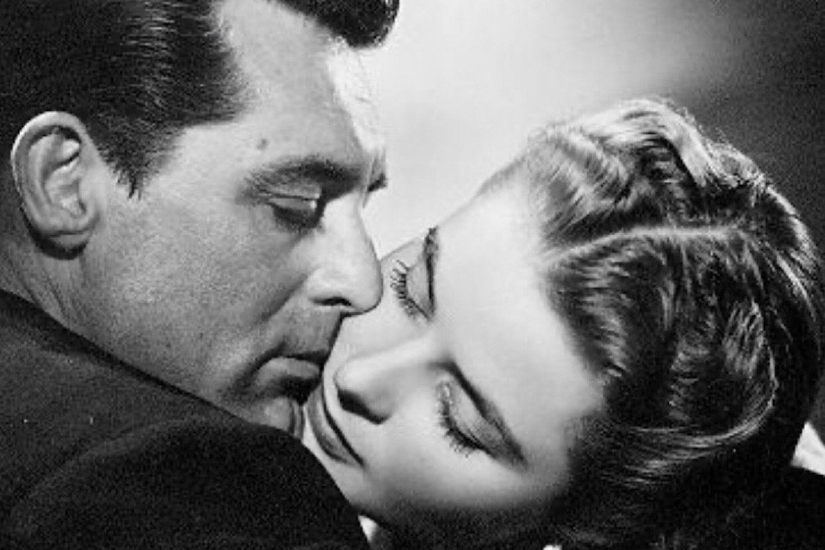 Cary Grant and Ingrid Bergman’s two-and-a-half minute kiss in the film Notorious (1946)